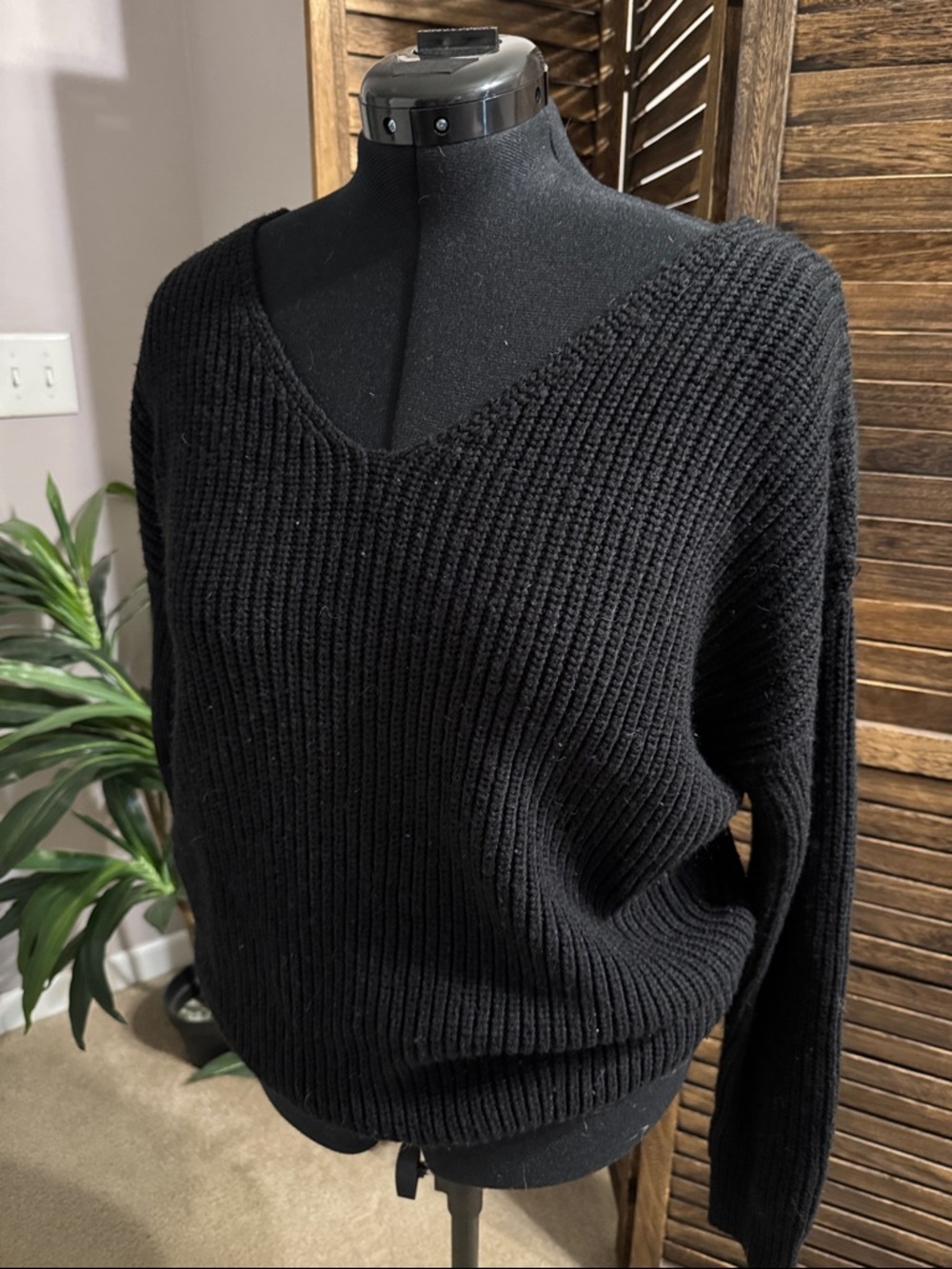 Love Tree Black V-Neck Sweater with Bat-Wing Sleeves